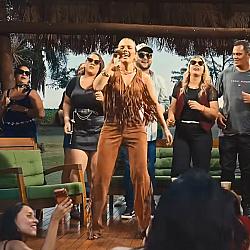 Thaeme e Thiago lançam versão sertaneja de clássico do RBD