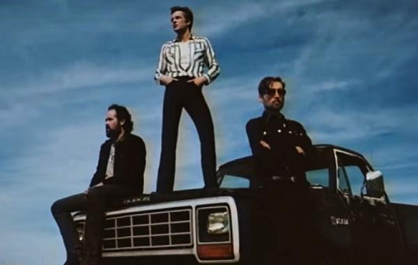 Em celebração aos 20 anos da banda, The Killers lança disco “Rebel Diamonds”