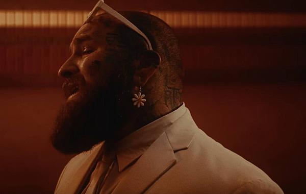 Teddy Swims se destaca com “Bad Dreams” entre as músicas mais ouvidas do momento