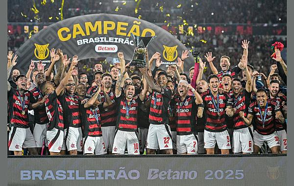 Flamengo vence Fluminense nos pênaltis e fatura tricampeonato carioca