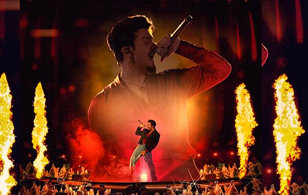 Luan Santana comemora aniversário com show gigante e estádio lotado em São Paulo