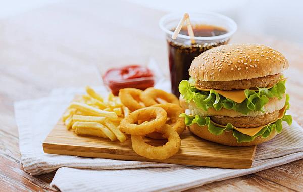 Estudo liga consumo de ultraprocessados à fertilidade e desenvolvimento inicial da gravidez