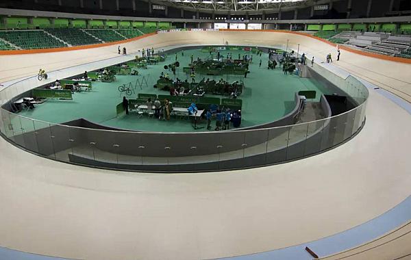 Incêndio atinge Velódromo do Parque Olímpico no Rio