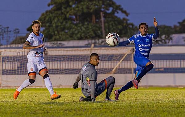 Ivinhema volta a empatar com Abecat e fica longe do líder no Campeonato Brasileiro
