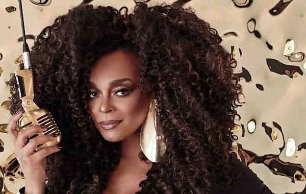 Paula Lima lança música inédita e prepara novo álbum de estúdio