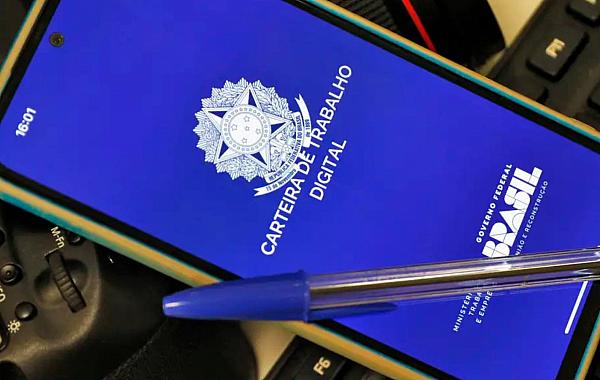 Brasileiros preferem bons salários e estabilidade do que home office e jornada reduzida, aponta CNI