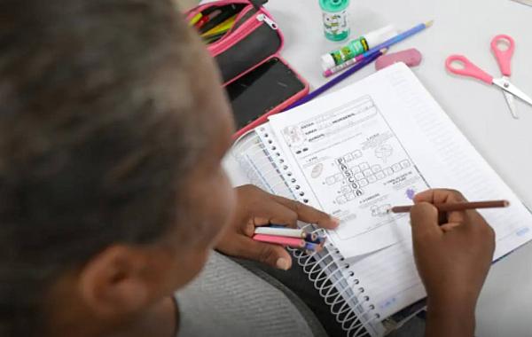 IBGE: país tem 8,4 milhões de analfabetos, menor número desde 2016