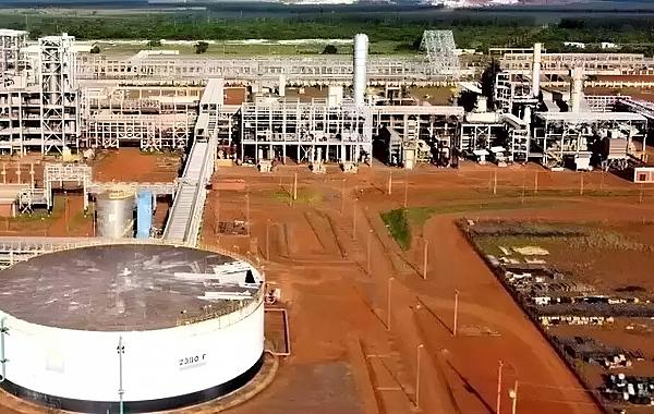 O presidente Luiz Inácio Lula da Silva. relança obra abandonada há 11 anos e tira UFN3 do papel