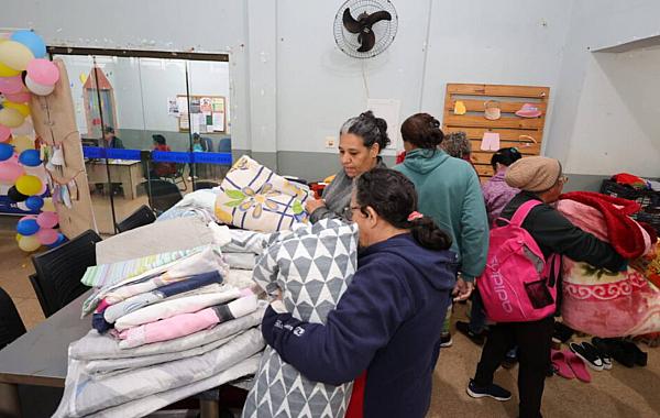 Varal Solidário leva Campanha do Agasalho à Vila Vargas 