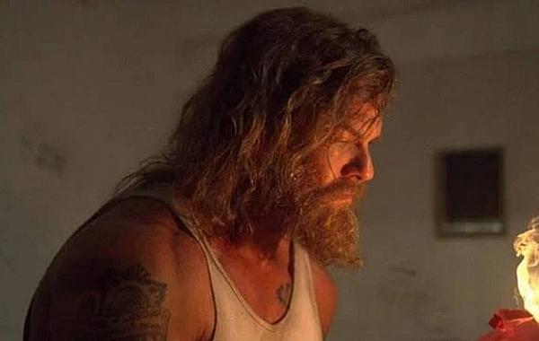 Suspense e vingança marcam nova prévia de 'Motor City', estrelado por Alan Ritchson