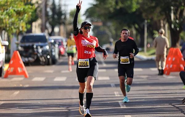 Retirada dos kits para a 7ª Meia Maratona do Fogo será no sábado (11)