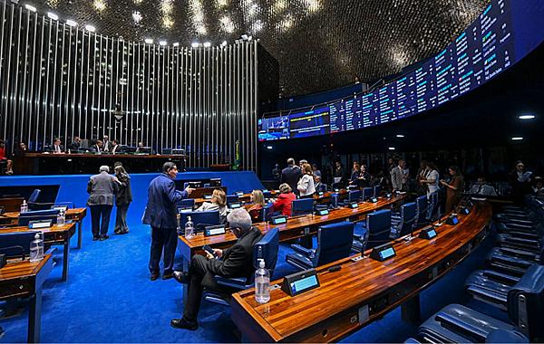 Senado aprova crédito de R$ 15 bilhões para exportadores e agroindústria