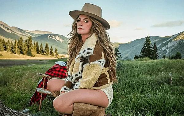 Shania Twain lança “Faded Blue Jeans” com Josh Homme