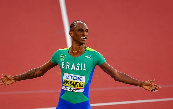Alison dos Santos fatura 1º ouro nos 400m no Troféu Brasil com recorde