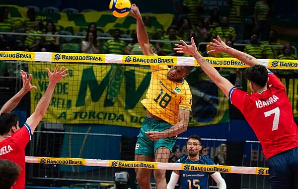 Brasil vence Chile na estreia pelo Sul-Americano de vôlei masculino