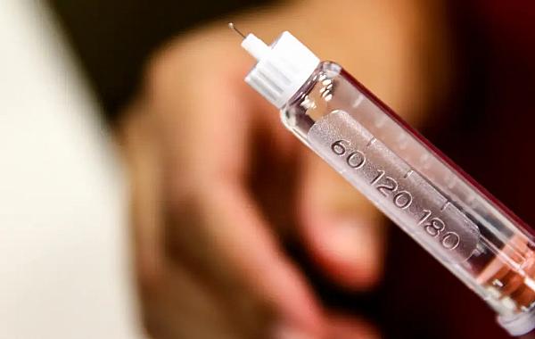 Anvisa proíbe canetas emagrecedoras sem registro vendidas na internet