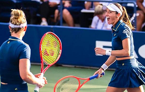 De olho na liderança: dupla de Stefani vence estreia no WTA de Wuhan